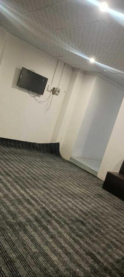 Oyo Golden Inn Hotel Meerut Exteriör bild