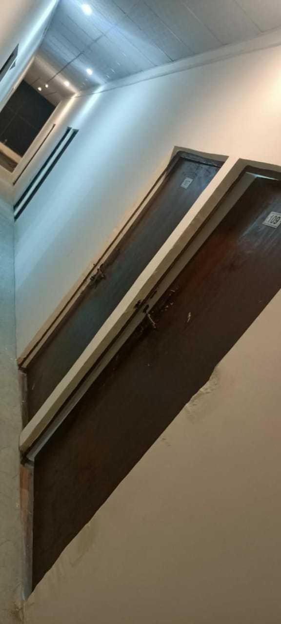 Oyo Golden Inn Hotel Meerut Exteriör bild